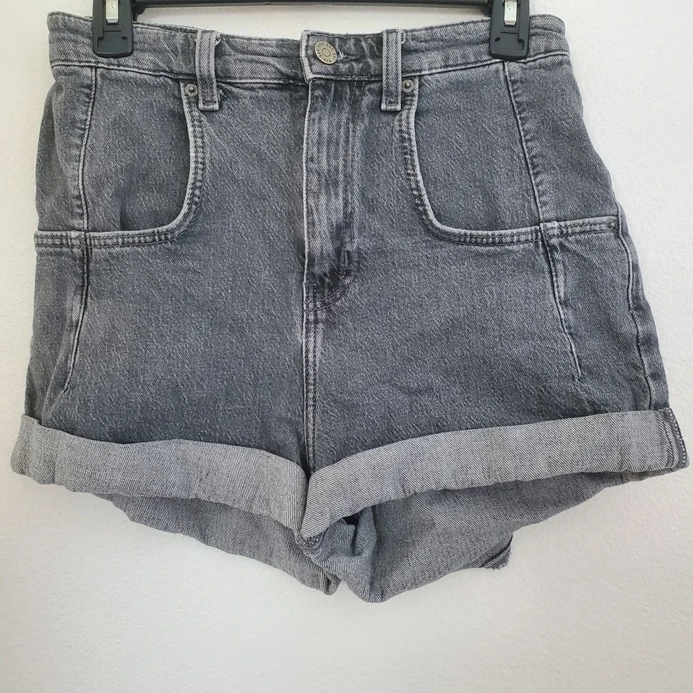 BDG Urban Outfitters Gray Denim High Rise Stretch Roll Hem Shorts Jorts Size 27